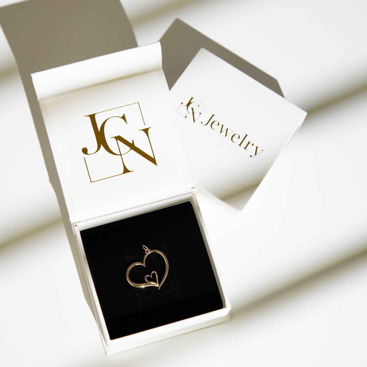 Nestled Heart Pendant